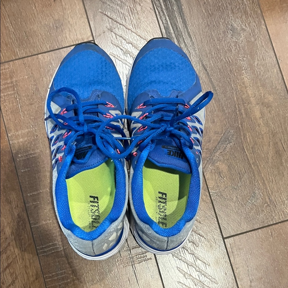 Nike Zoom Vomero Running Shoes - Blue and Pink - Picture 2 of 9